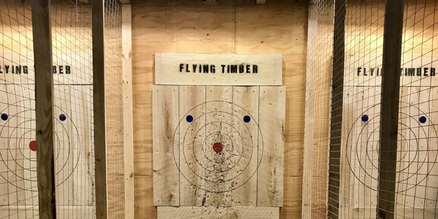 Virtual Reality and Axe Throwing Game Rooms Florida